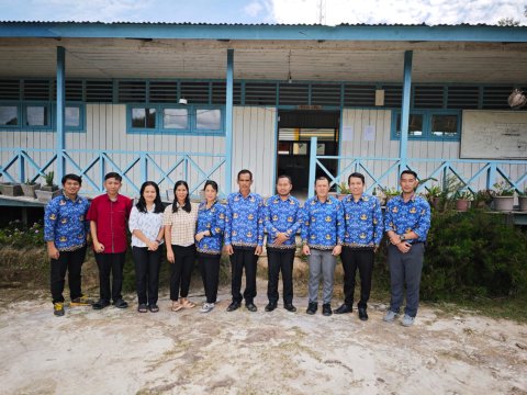 Guru SMPN 01 Krayan Tengah